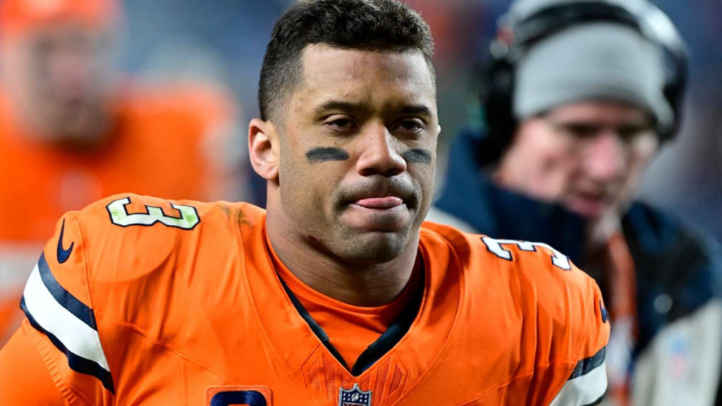 Russell Wilson Chosen Over Justin Fields for Steelers Primetime Clash with Jets Reports